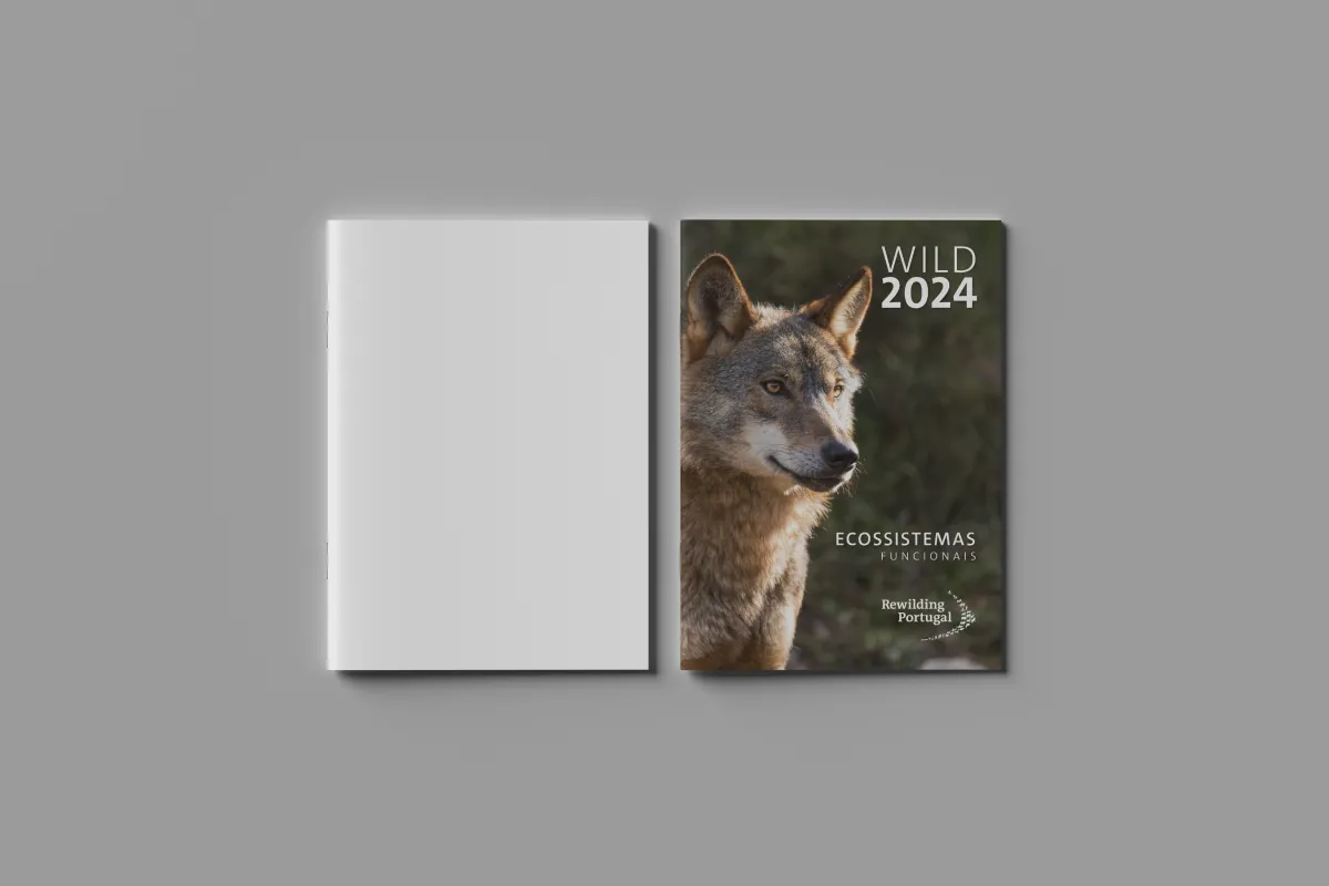 Revista WildMockup 2